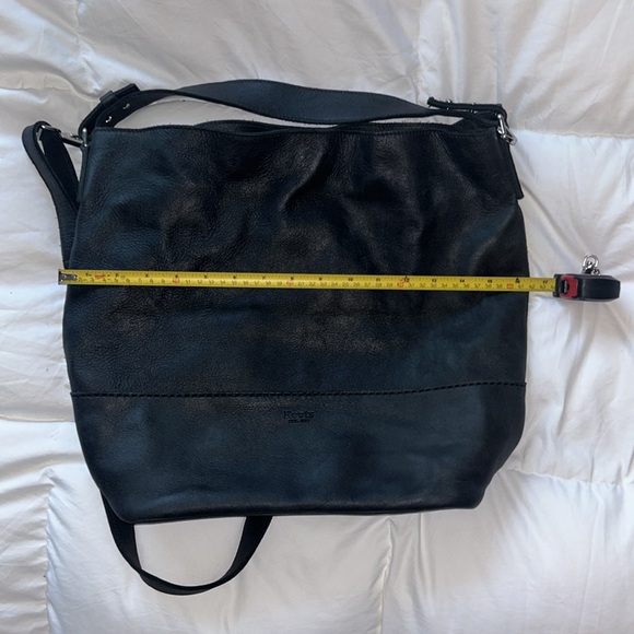 Like new Roots Hobo bag - Picture 7 of 10